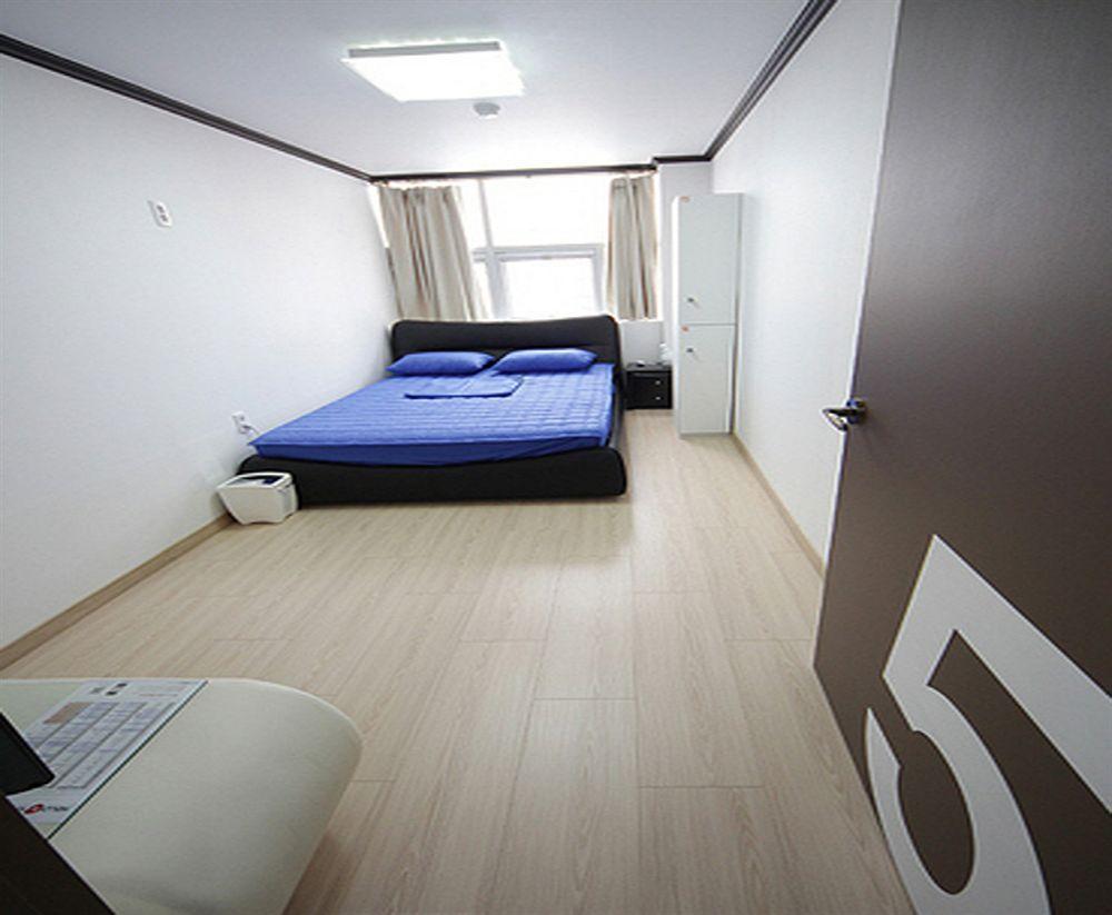 Sol Guest House_Haeundae Пусан Екстериор снимка