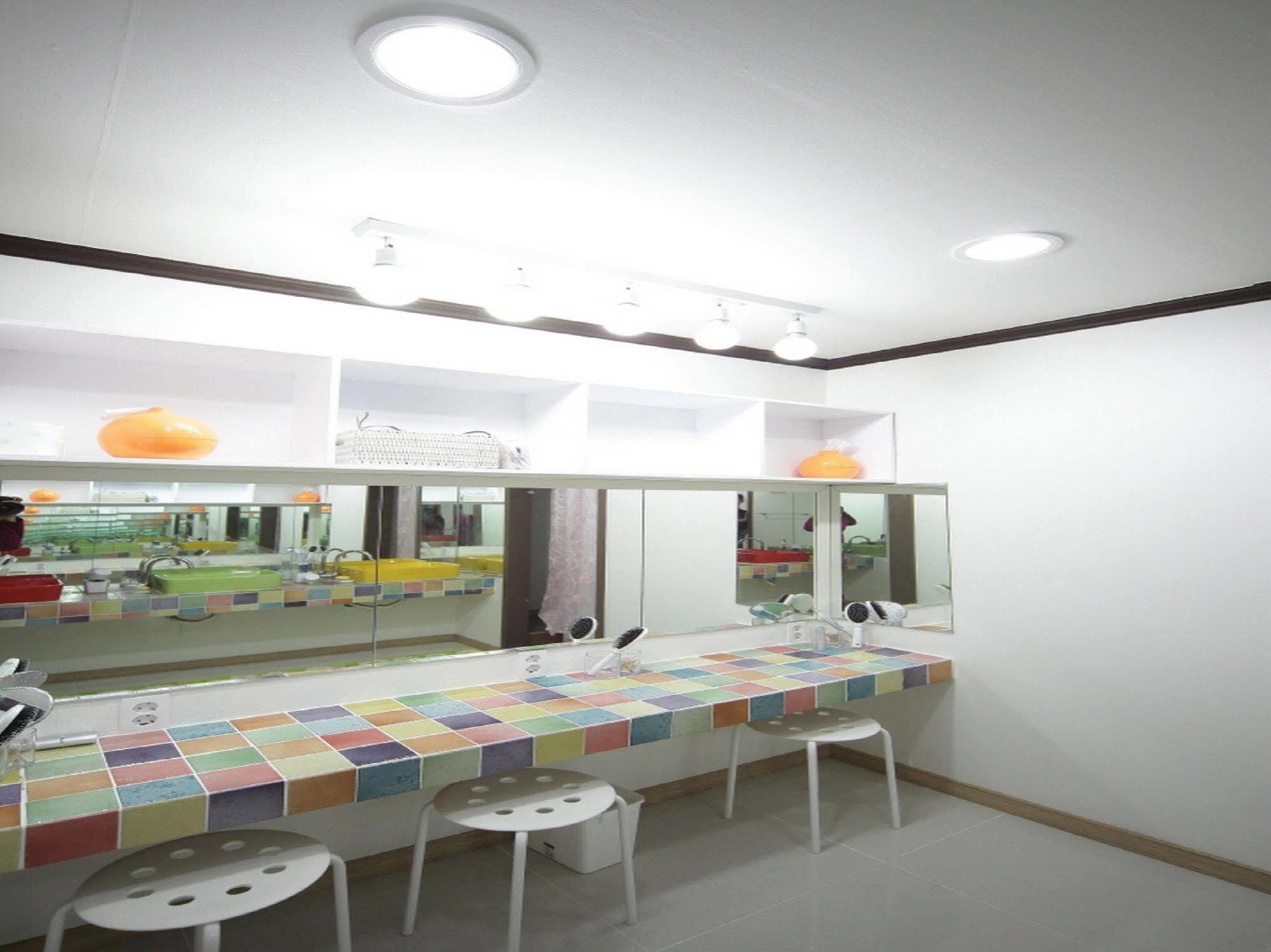 Sol Guest House_Haeundae Пусан Екстериор снимка