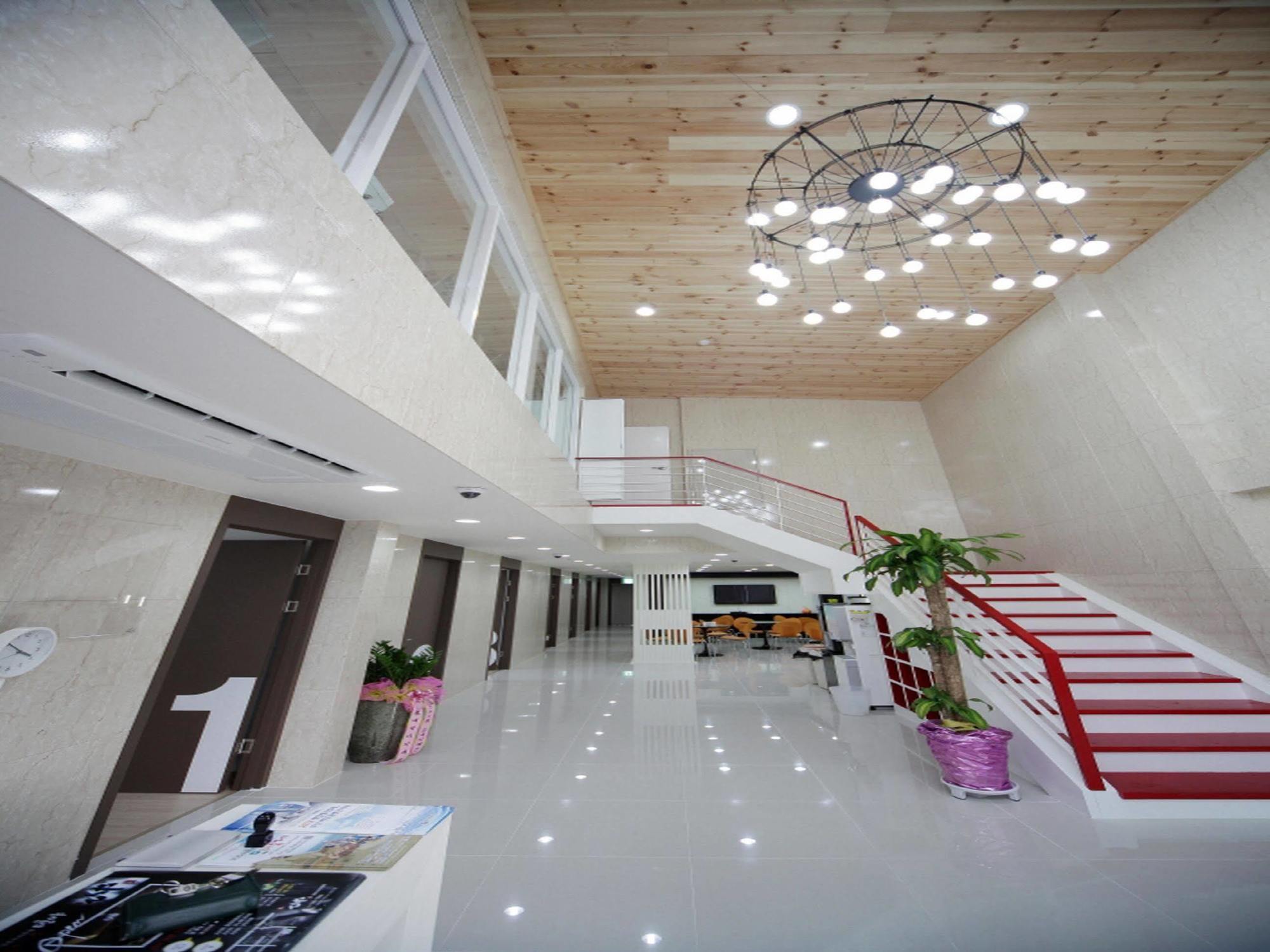 Sol Guest House_Haeundae Пусан Екстериор снимка