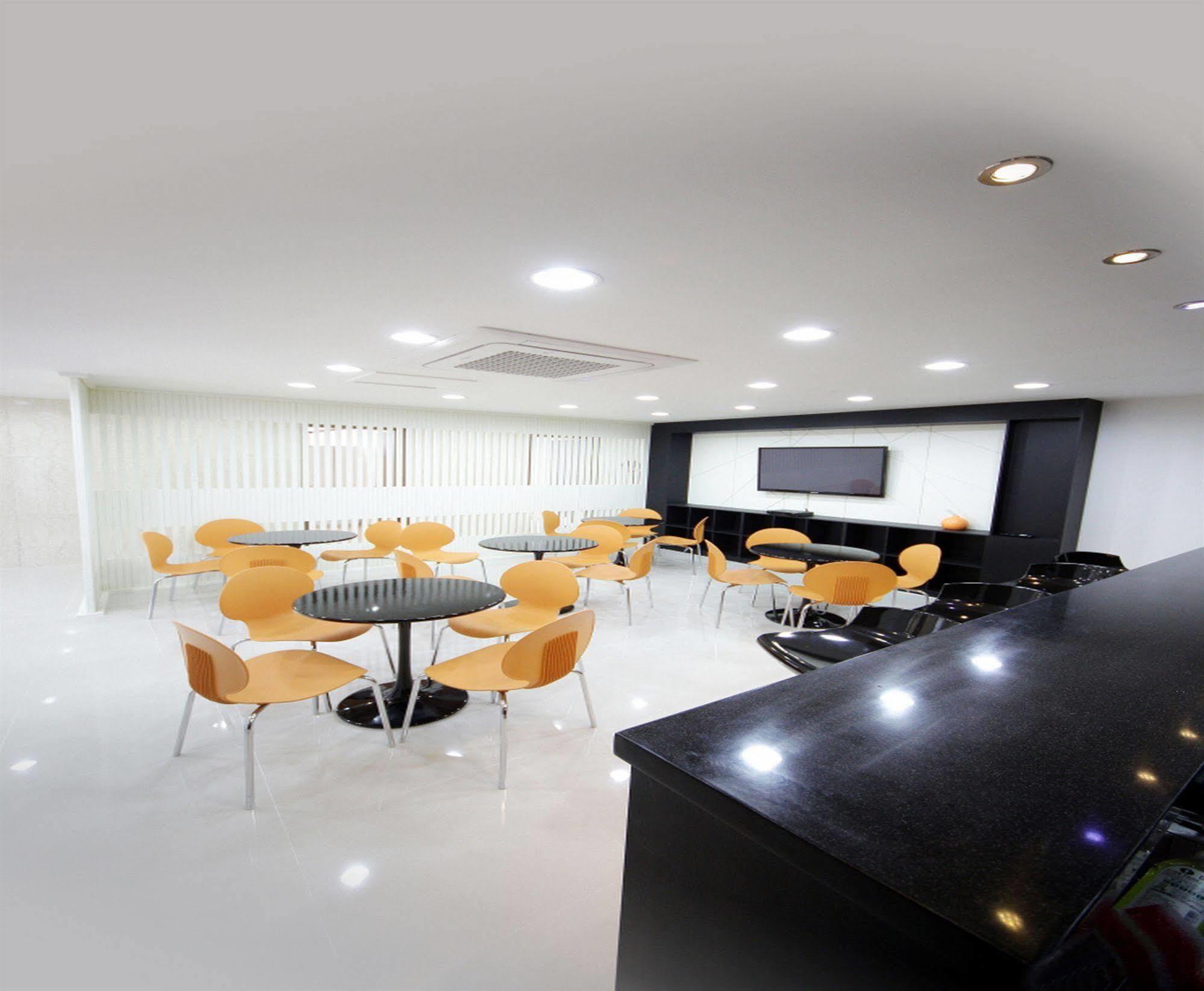 Sol Guest House_Haeundae Пусан Екстериор снимка